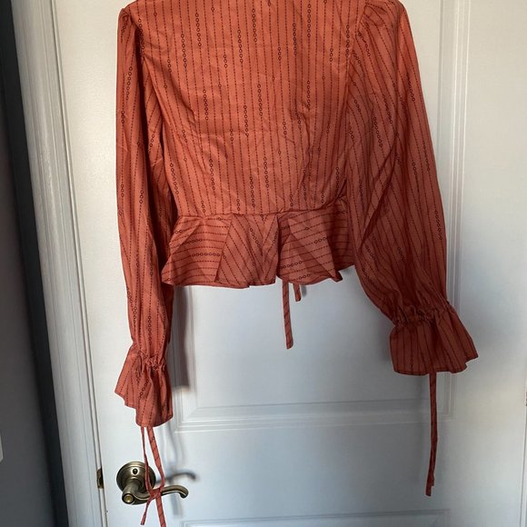 SHEIN Tie Front Ruffle Hem Striped Top - Picture 5 of 5